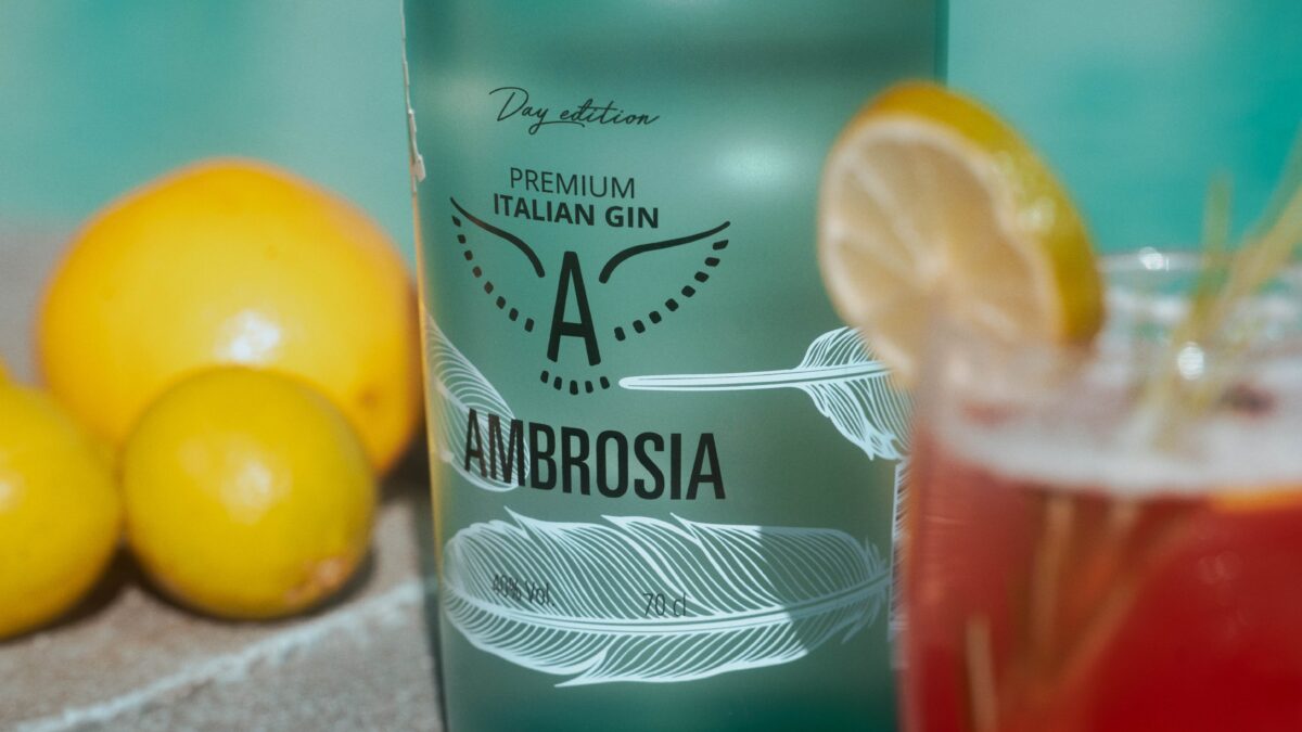 AMBROSIA GIN È IL PRIMO GIN ITALIANO CARBON NEUTRAL